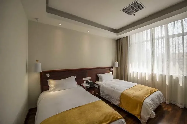 Яньтай: Yantai Tianma Kangxinju Hotel