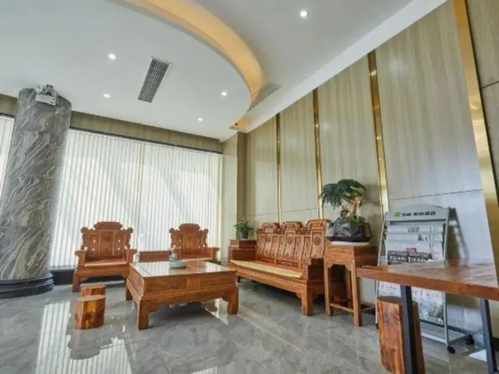 Лишуй: Wuyue · Yuexin Hotel (Yunhe Bus Station Store)