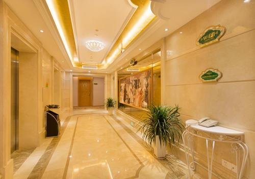 Чанша: Vienna International Hotel Changsha Hongxing  Branch