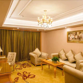 Чанша: Vienna International Hotel Changsha Jingwanzi Middle Mulian Road Branch