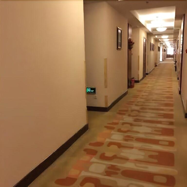 Инкоу: 营口财富·唐酒店