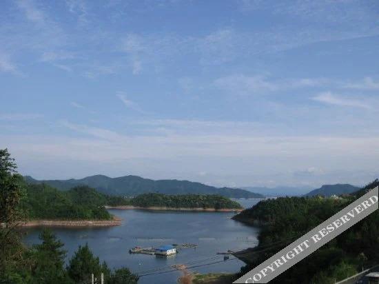 Ханчжоу: Qiaodaohu Wanghu Resort