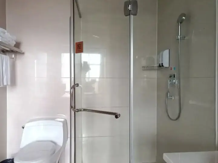 Гуйлинь: Guilin Xin Bin International Hotel