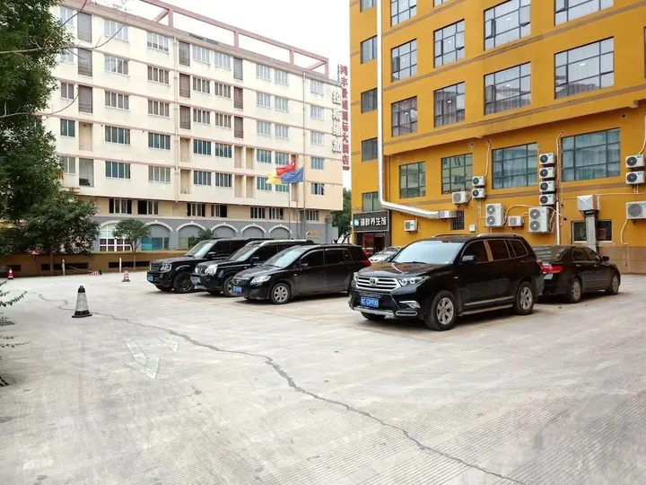 Гуйлинь: Guilin Xin Bin International Hotel