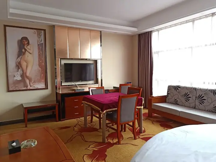 Гуйлинь: Guilin Xin Bin International Hotel