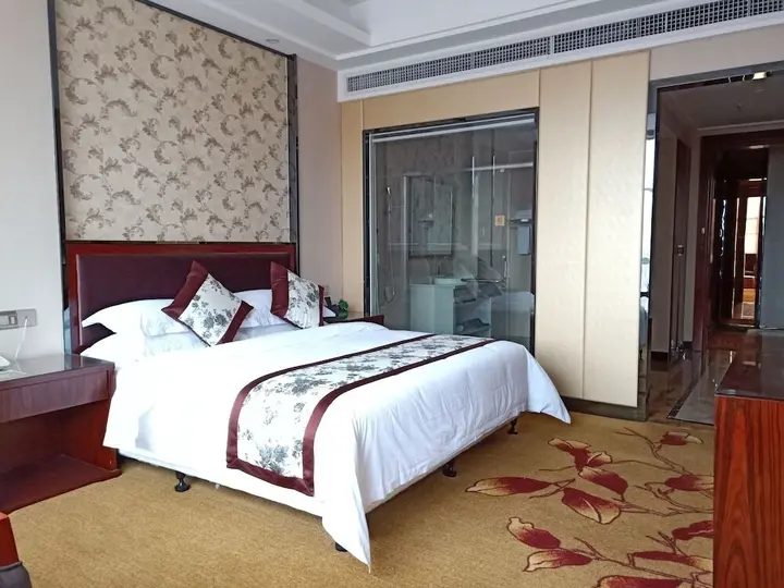 Гуйлинь: Guilin Xin Bin International Hotel