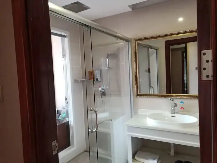 Гуйлинь: Guilin Xin Bin International Hotel