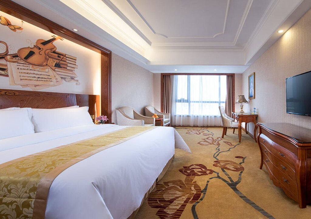 Цзеян: Vienna International Hotel Jieyang Yangmei Yudu Branch