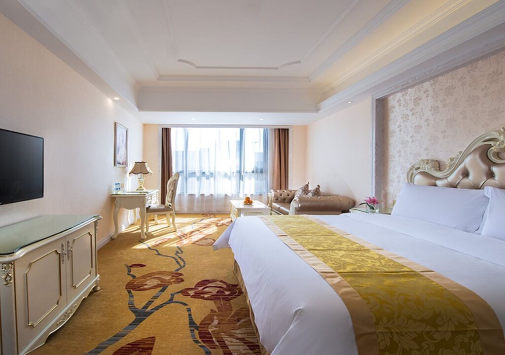 Цзеян: Vienna International Hotel Jieyang Yangmei Yudu Branch