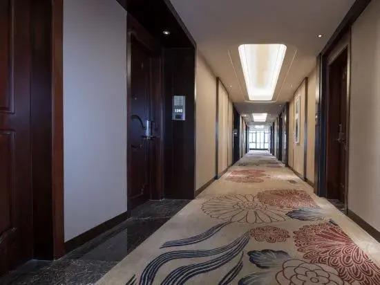 Джиангме: Vienna International Hotel (Jiangmen Hetang Zhongjia Plaza Store)