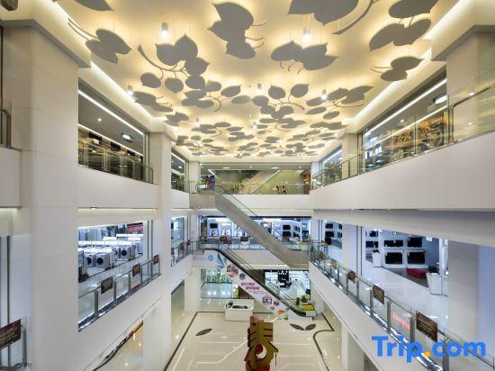 Джиангме: Vienna International Hotel (Jiangmen Hetang Zhongjia Plaza Store)