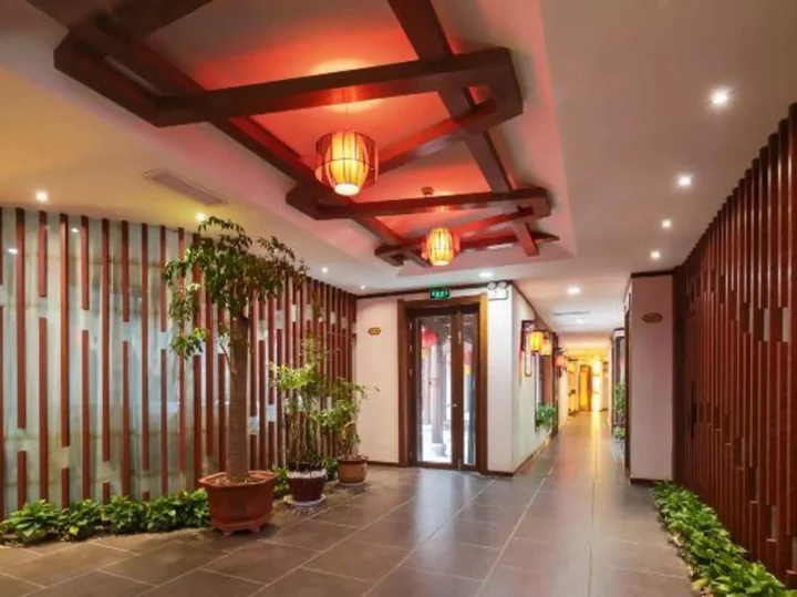 Цзаочжуан: Taierzhuang Old Town Chonghua Building
