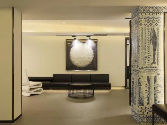 Нанкин: Orange Hotel (Nanjing Confucius Temple Cruise Terminal)