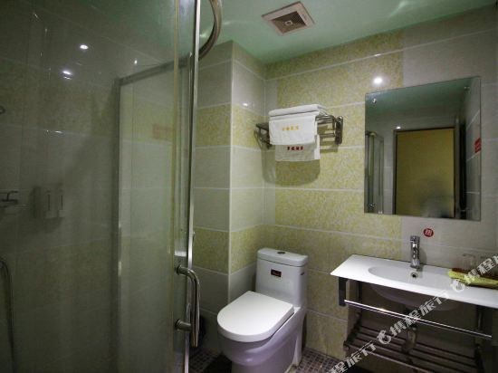 Джиангме: Yuening Hostel