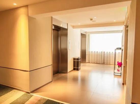 Муданьцзян: Homeinn Selected Hotel (Mudanjiang High-Speed Railway Station Pedestrian Street)
