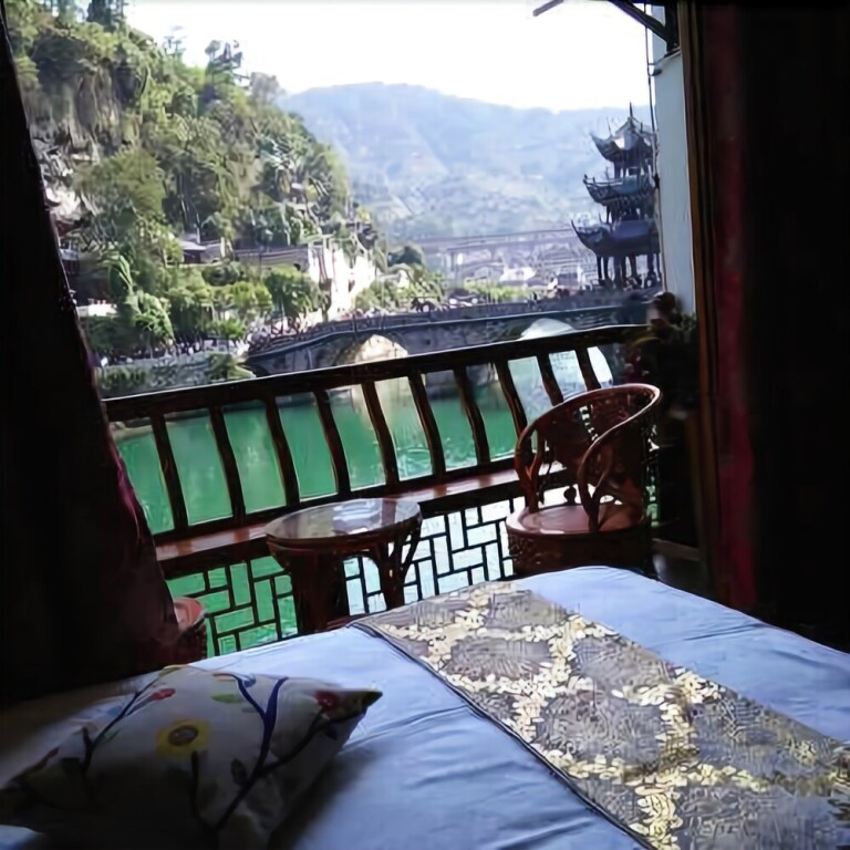 Tiexi Yinxiang Tongfu Inn — фото 1