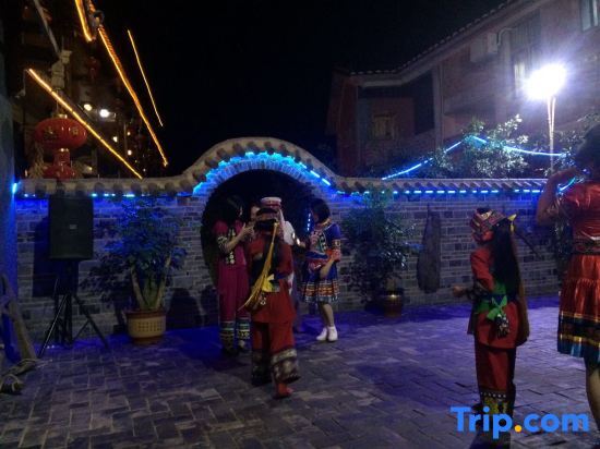 Пучжэхэй: Yilin Boutique Inn