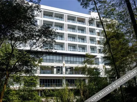 Гуйлинь: Yishan Banshui Hotel