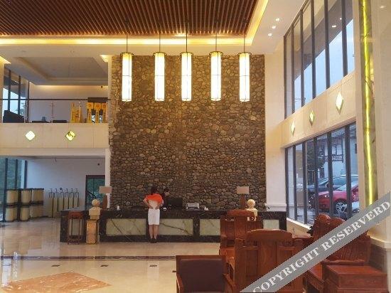 Гуйлинь: Yishan Banshui Hotel