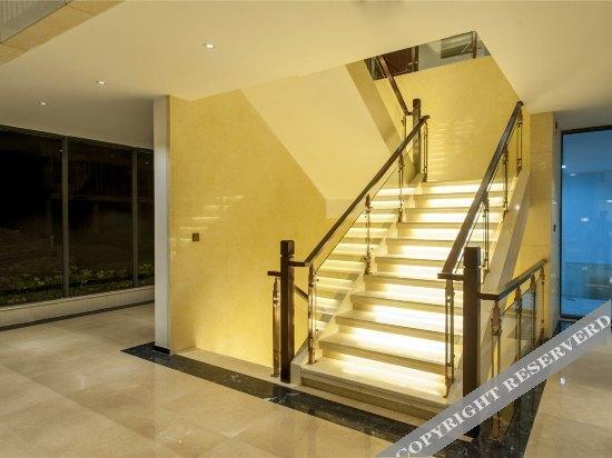 Гуйлинь: Yishan Banshui Hotel