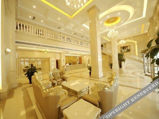 Даньдун: Vienna International Hotel (Dandong Jiangjing Zhidu)