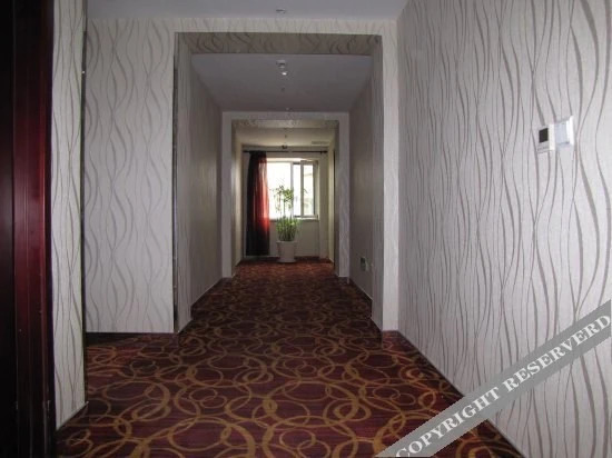 Шэньян: Shunfeng Hotel