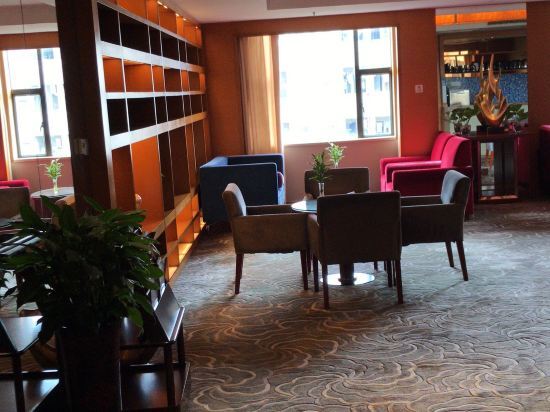 Дунгуань: Baoshi Hotel
