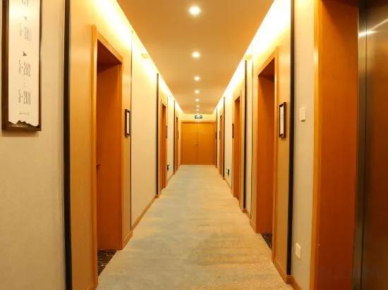 Лишуй: Shanshui Jiuzhang Hotel