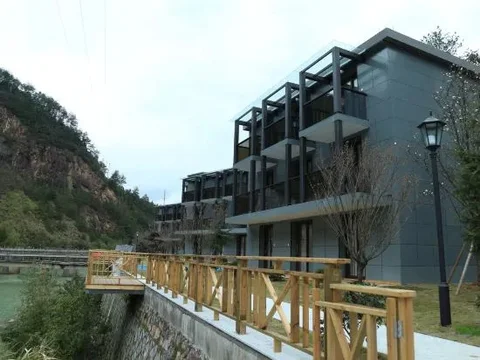 Лишуй: Shanshui Jiuzhang Hotel