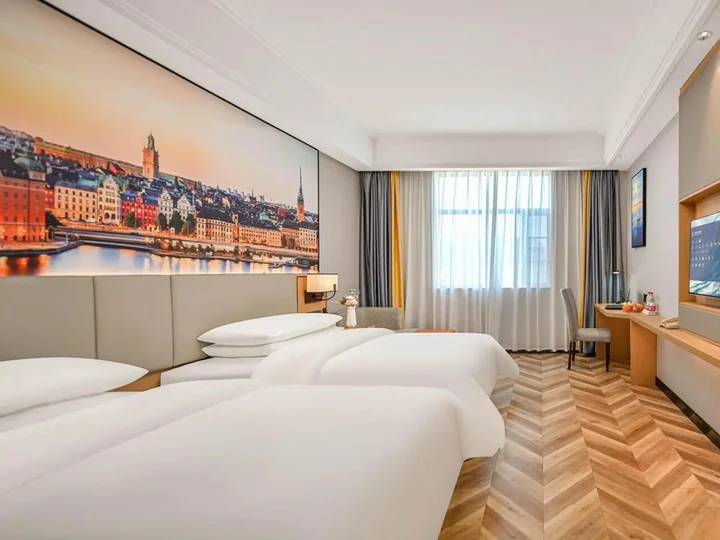 Аньцин: Vienna Classic Hotel (Anqing Yixiu District University Town)