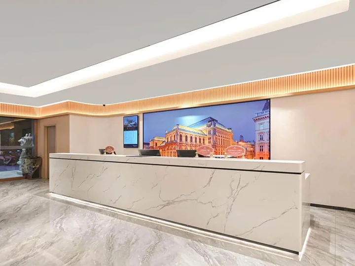 Аньцин: Vienna Classic Hotel (Anqing Yixiu District University Town)