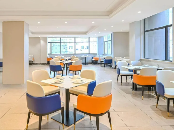Аньцин: Vienna Classic Hotel (Anqing Yixiu District University Town)