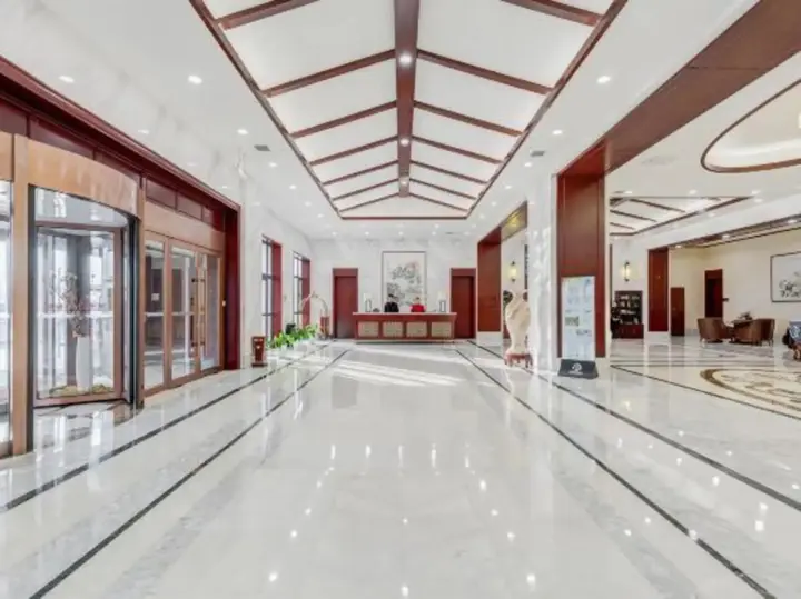 Бинжоу: Shenghao Seasons Hotel