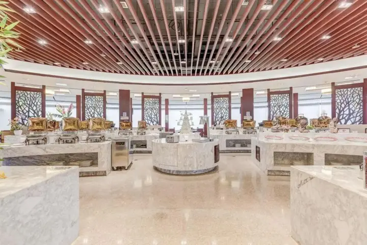 Бинжоу: Shenghao Seasons Hotel