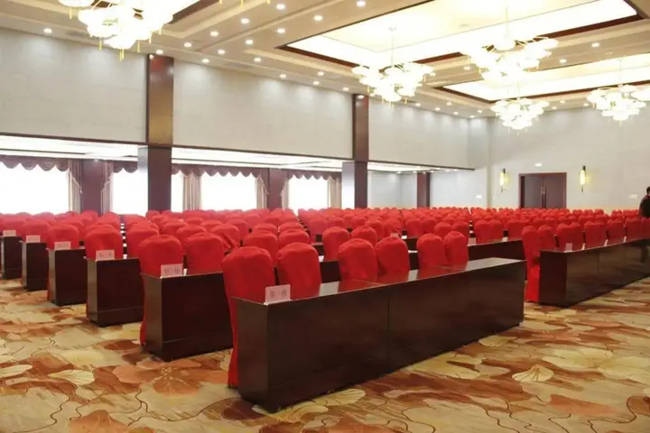 Бинжоу: Shenghao Seasons Hotel