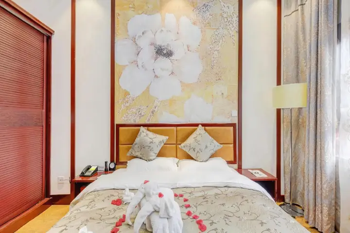 Бинжоу: Shenghao Seasons Hotel