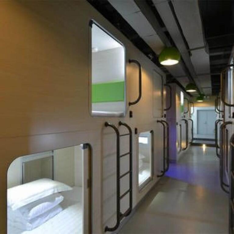 Шэньчжэнь: Qiyou Capsule Youth Hostel