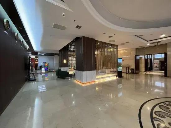 Синин: Yicai Kaixuan Hotel