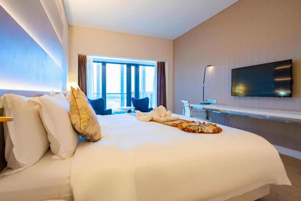 Санья: Sanya Phoenix  Airport Hotel