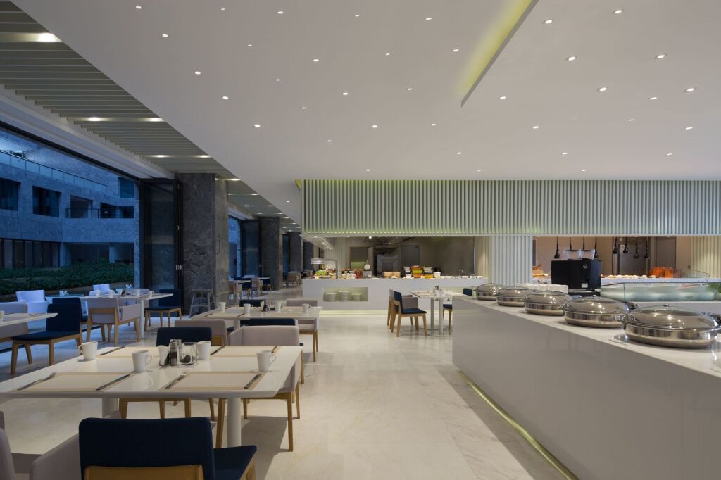 Санья: Sanya Phoenix  Airport Hotel