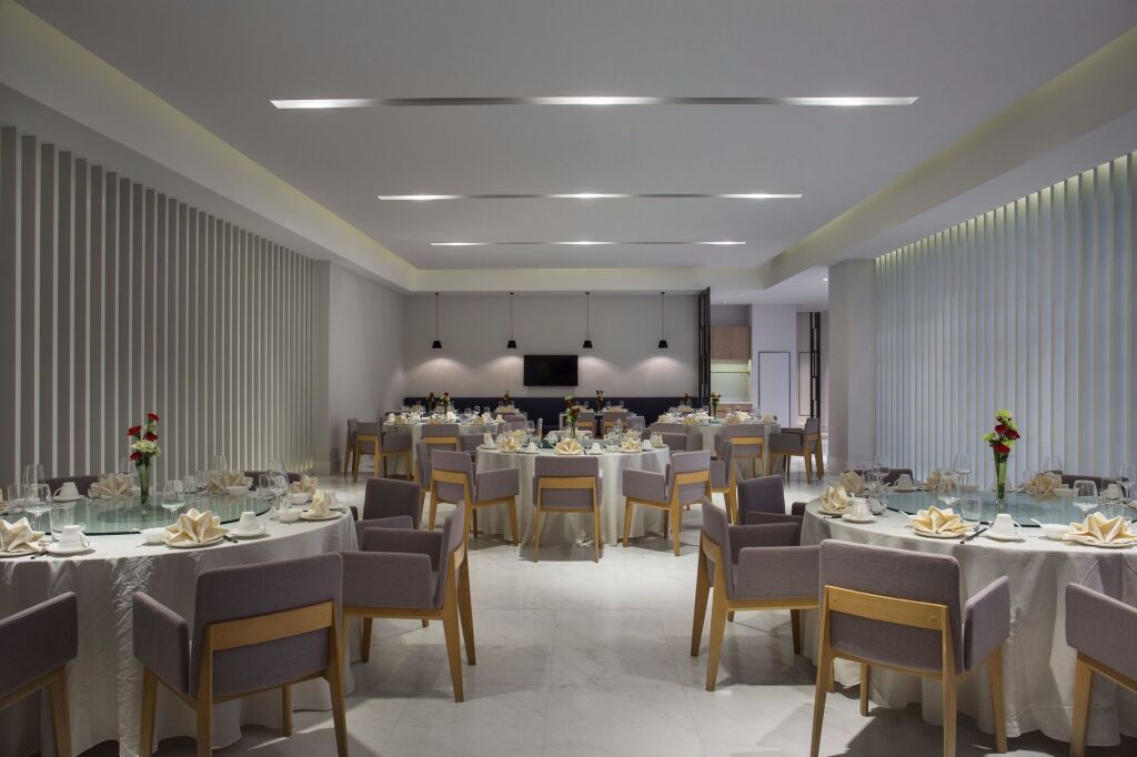 Санья: Sanya Phoenix  Airport Hotel