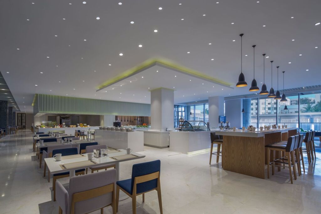 Санья: Sanya Phoenix  Airport Hotel