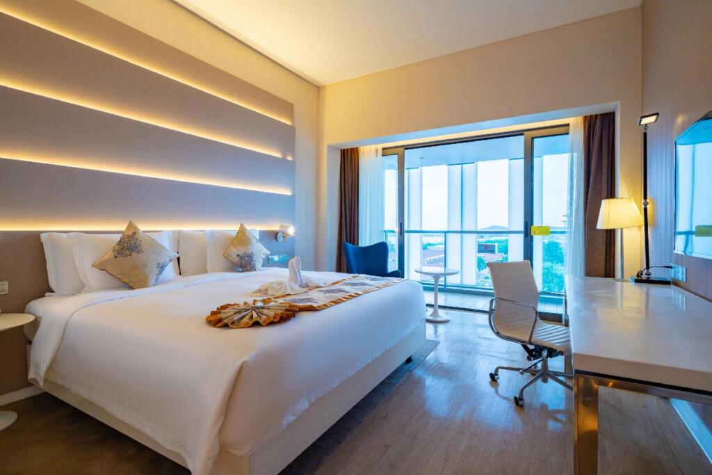 Санья: Sanya Phoenix  Airport Hotel