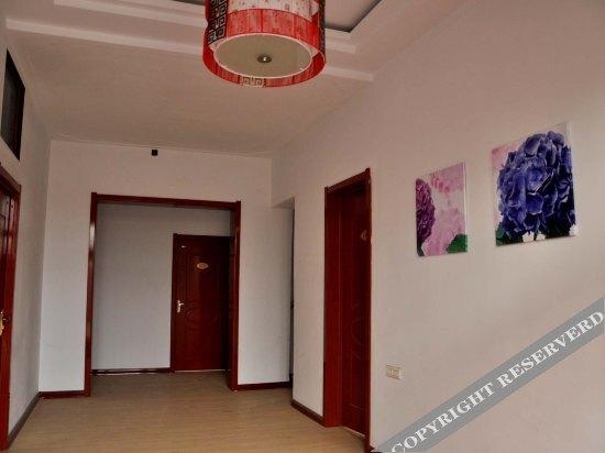 Цзиньчжун: Xinyide Inn