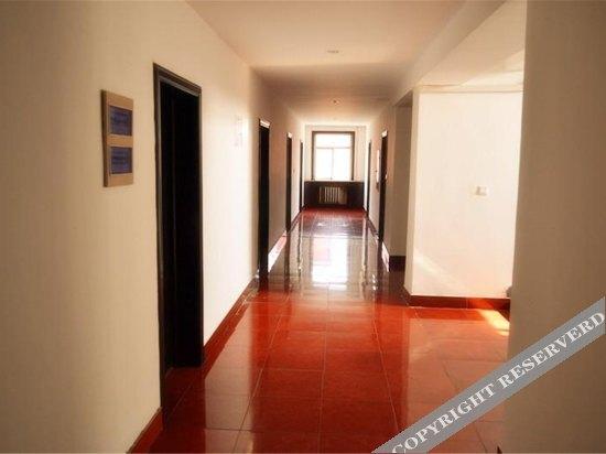 Харбин: Xinzhongxin Business Hotel