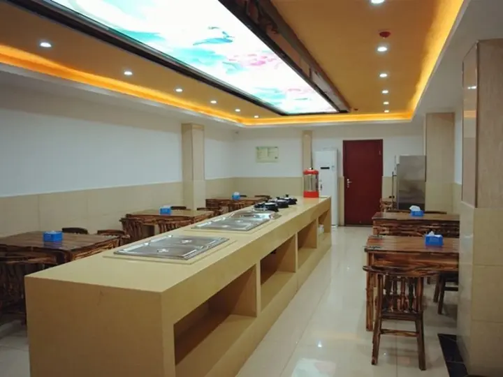 Луань: GreenTree Inn LiuAn WanXi Avenue ShengLi Road Express Hotel