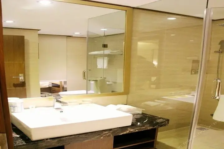 Циндао: Laan Hotels