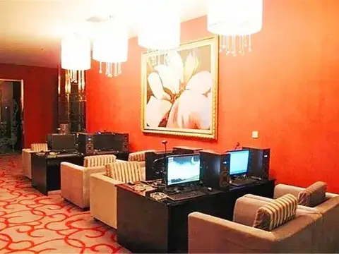 Телин: Jinbi Spa Club
