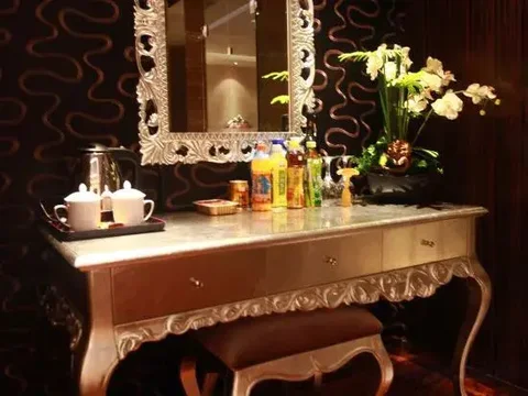 Телин: Jinbi Spa Club