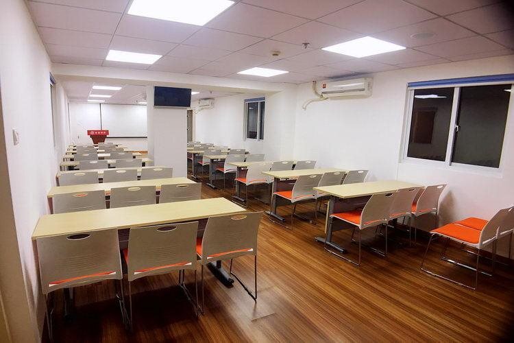 Наньтун: Home Inn Nantong Gongnong Road Yuanrong Plaza